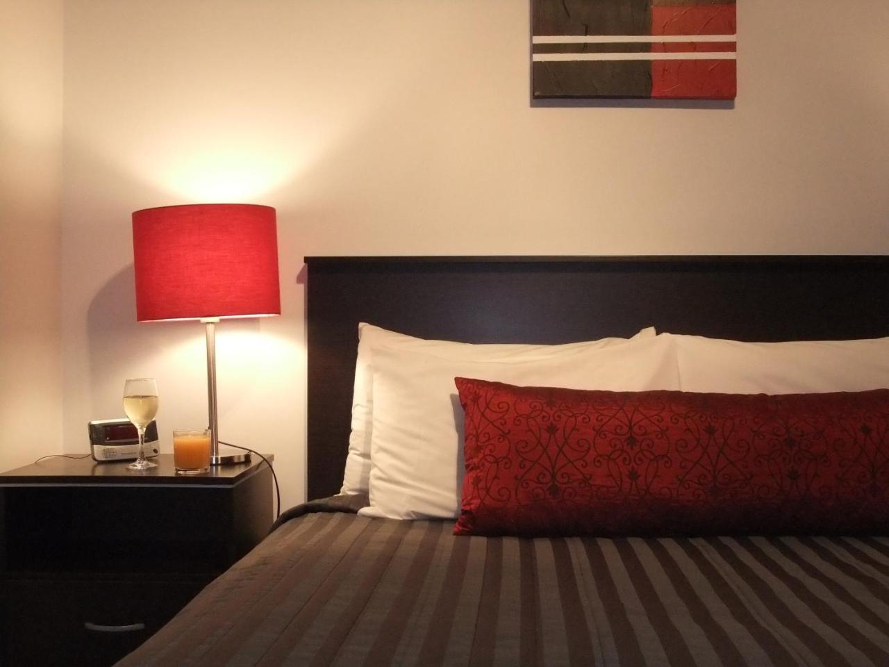 83 By The Sea Motor Lodge Lower Hutt Buitenkant foto